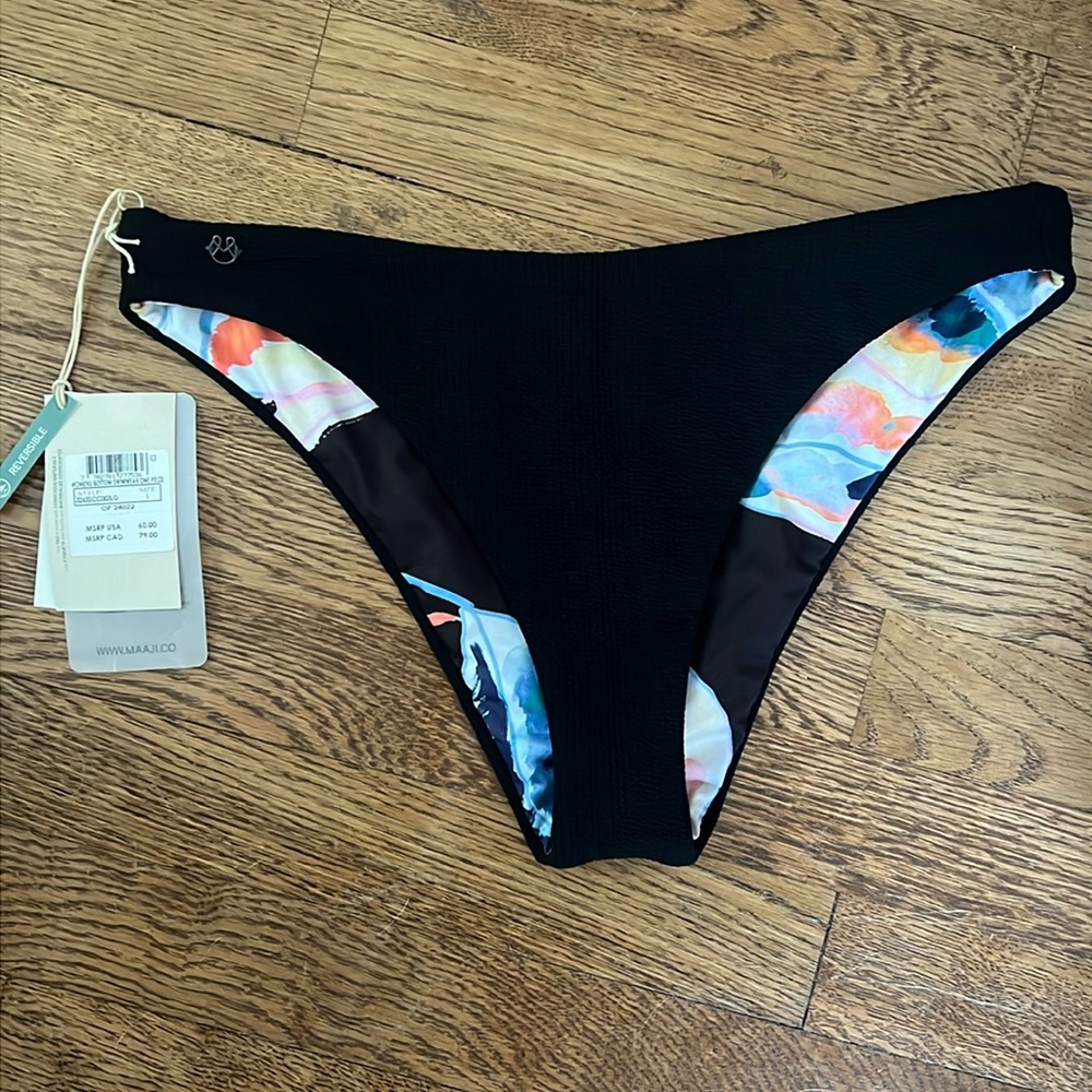 MAAJI Reversible Bikini Bottom Size Large NWT